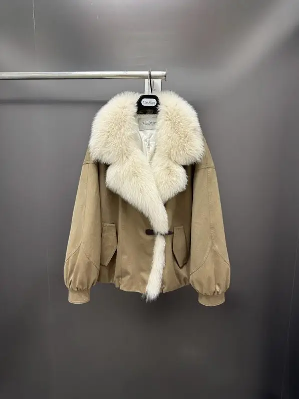 Max Mara — Jacket women's on feathers from fox fur