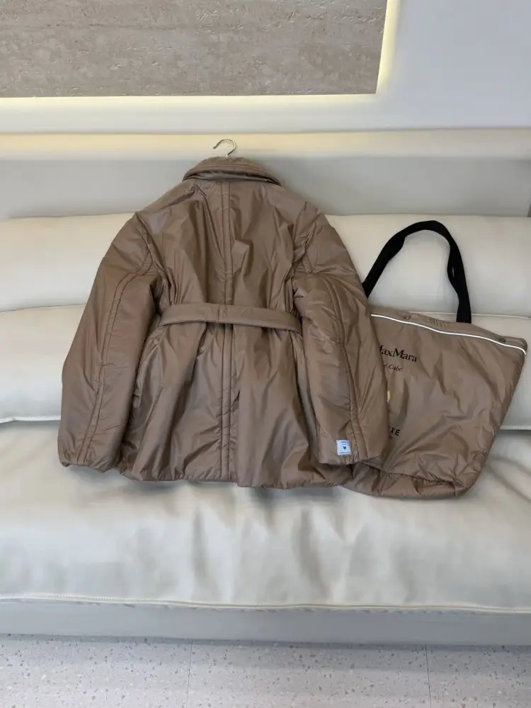 Max Mara Куртка женская — Фото 4