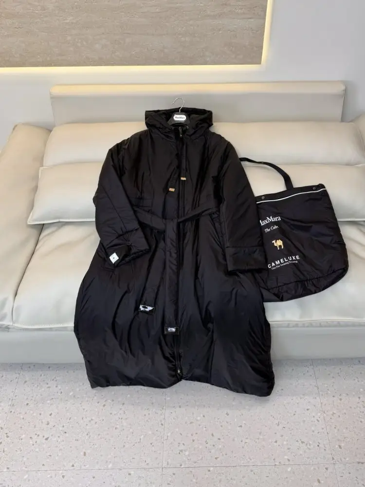 Max Mara Довга пухова куртка жіноча — Фото 3
