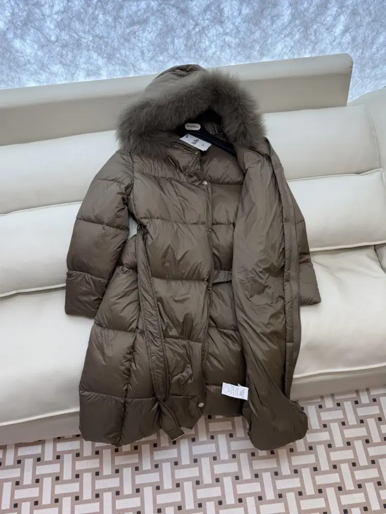 Max Mara Довга куртка пуховик з коміром з лисячого хутра — Фото 4