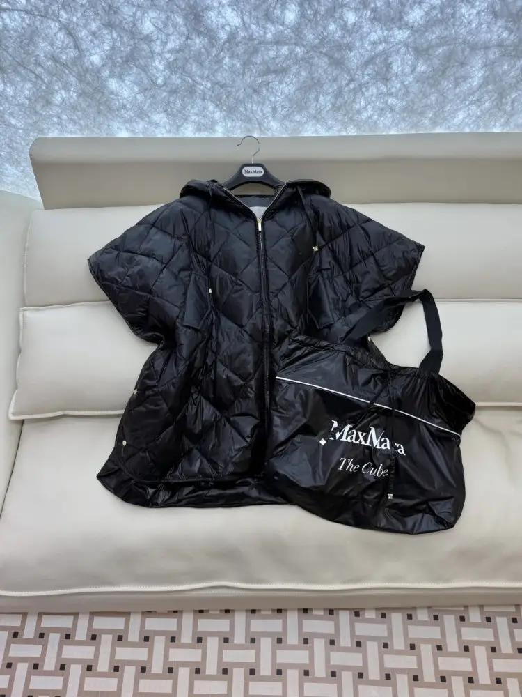 Max Mara Vest on feathers women's — Photo 3