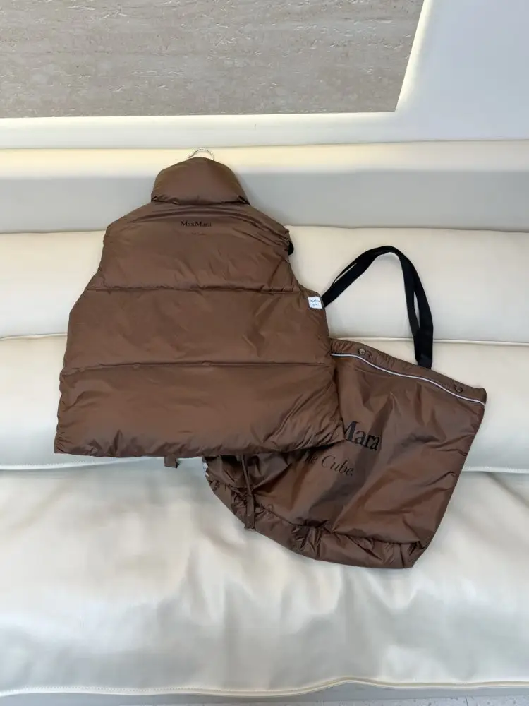 Max Mara Жилетка на пуху женская — Фото 4