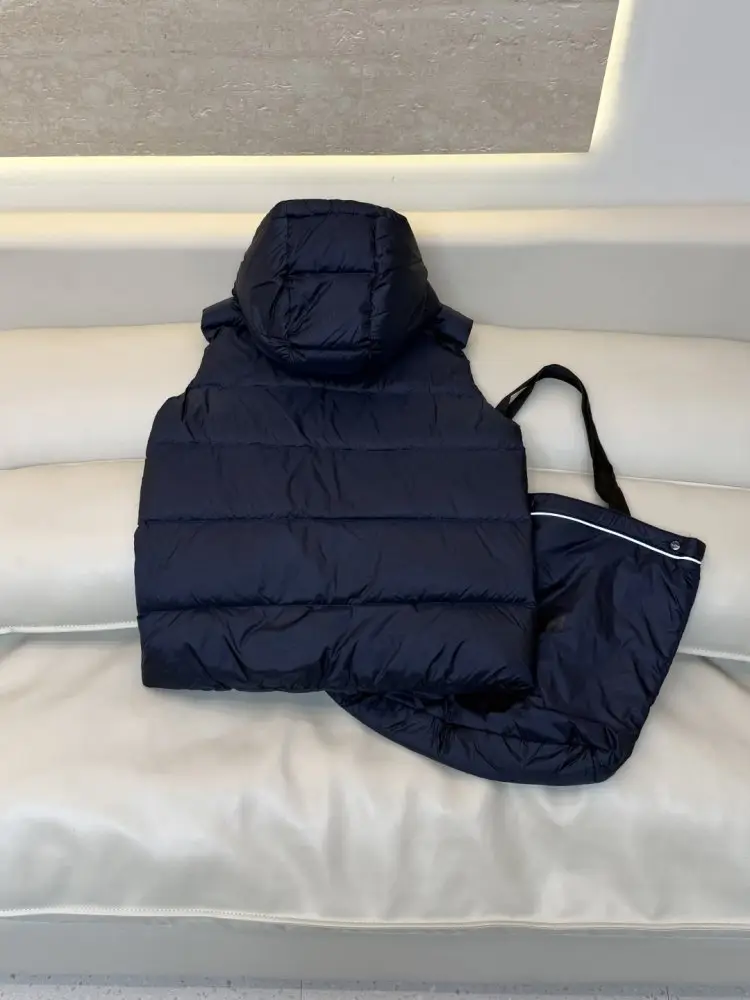 Max Mara Жилетка на пуху женская — Фото 4