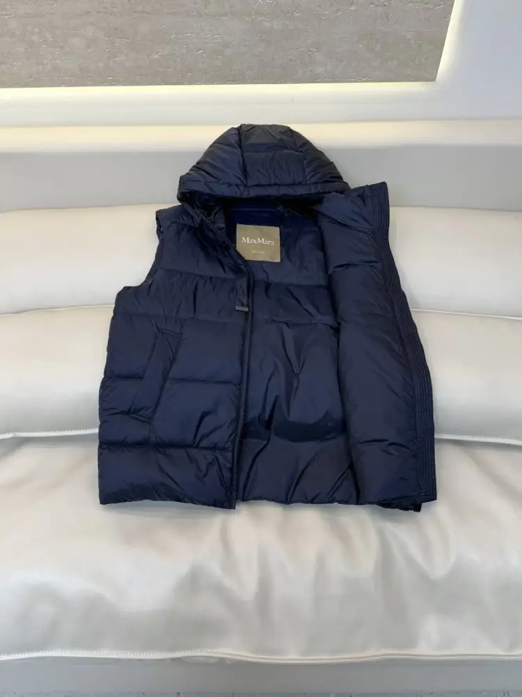 Max Mara Жилетка на пуху женская — Фото 5
