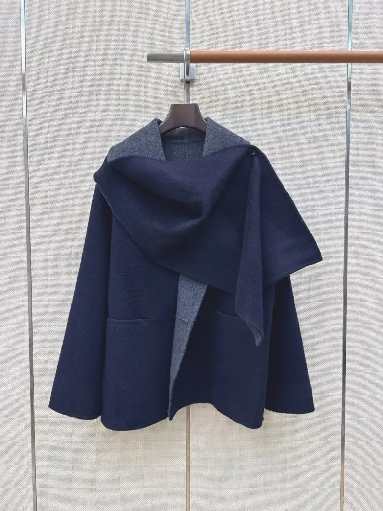 Max Mara — Winter coat secondary length of wool from bilateral finished and shawl