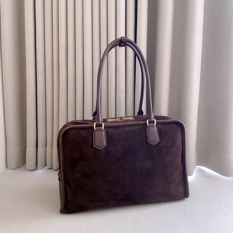 Miu Miu A bag women's suede 35 cm — Photo 3
