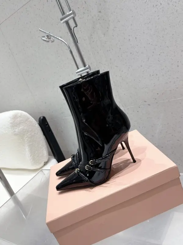 Miu Miu Ankle boots on stud — Photo 4