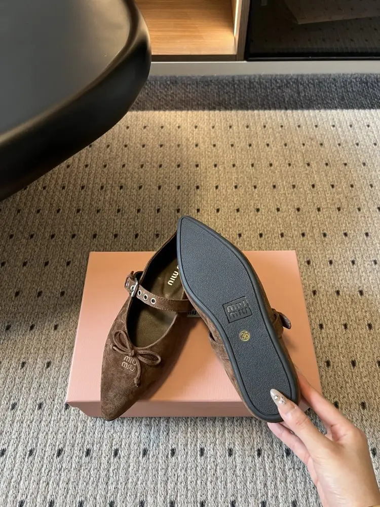 Miu Miu Ballet shoes — Photo 3