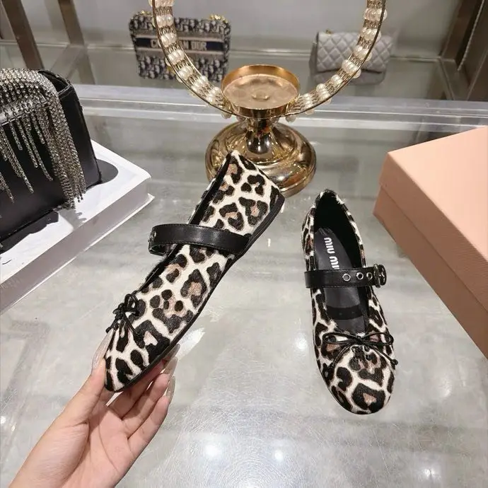 Miu Miu Ballet shoes — Photo 3