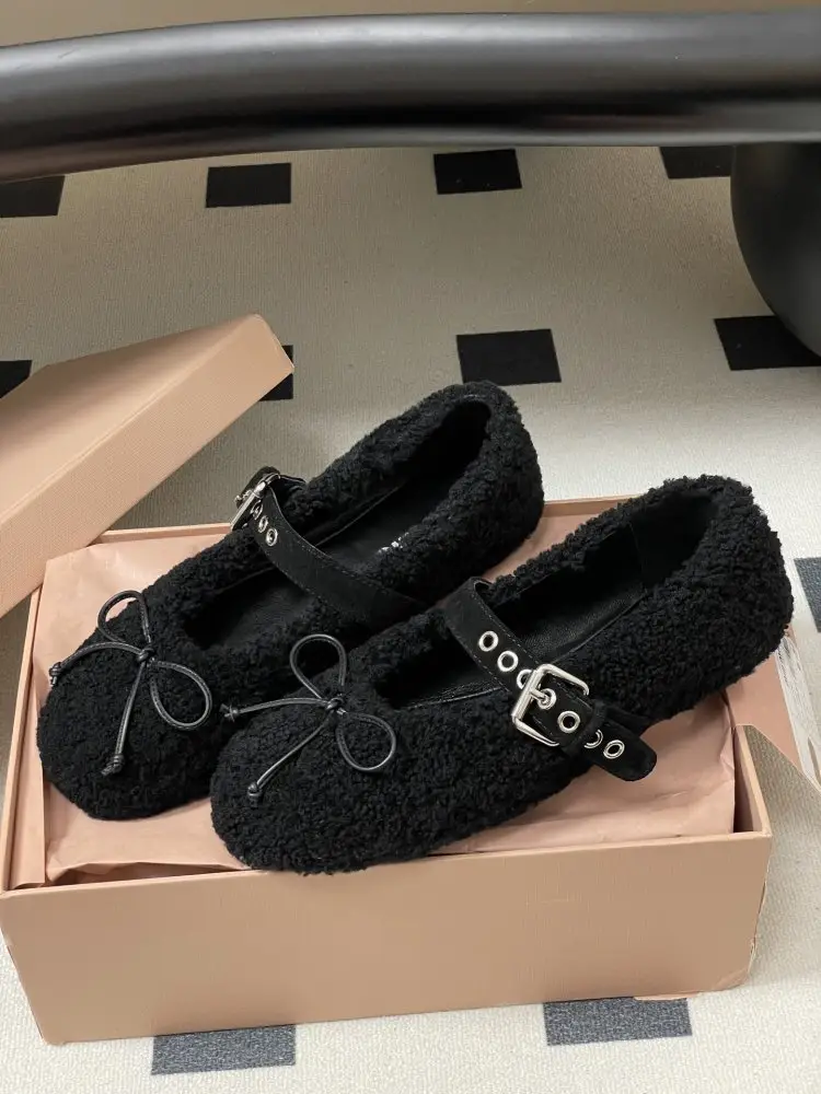 Miu Miu Ballet shoes — Photo 4