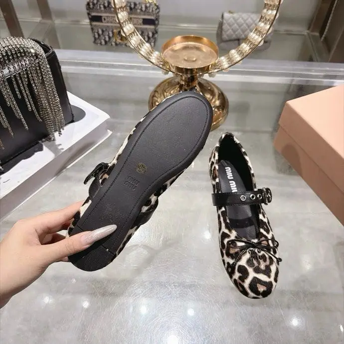 Miu Miu Ballet shoes — Photo 5