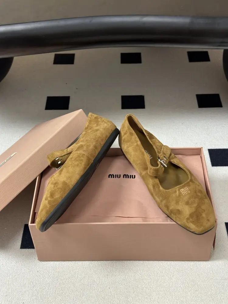 Miu Miu Ballet shoes — Photo 5