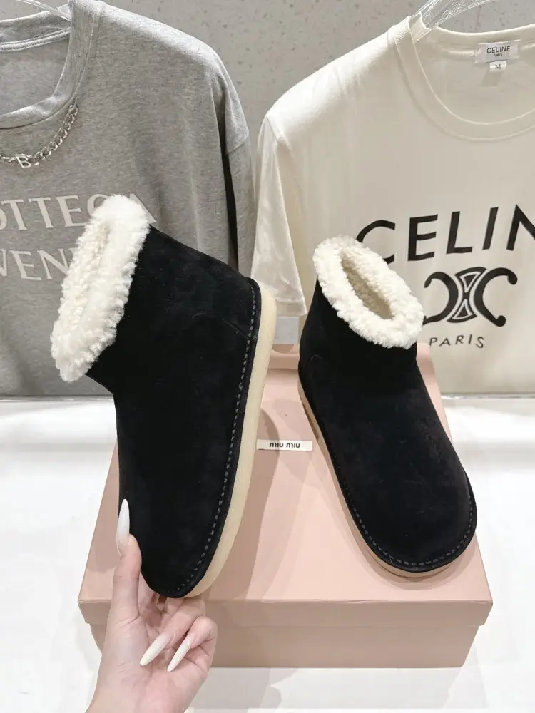 Miu Miu Boots women's — Photo 3