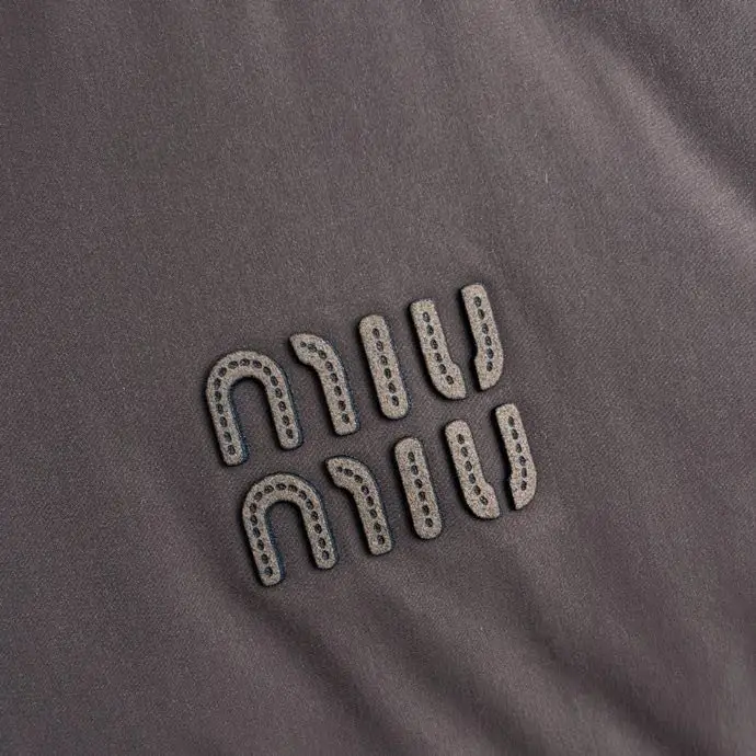 Miu Miu Костюм жіночий — Фото 2