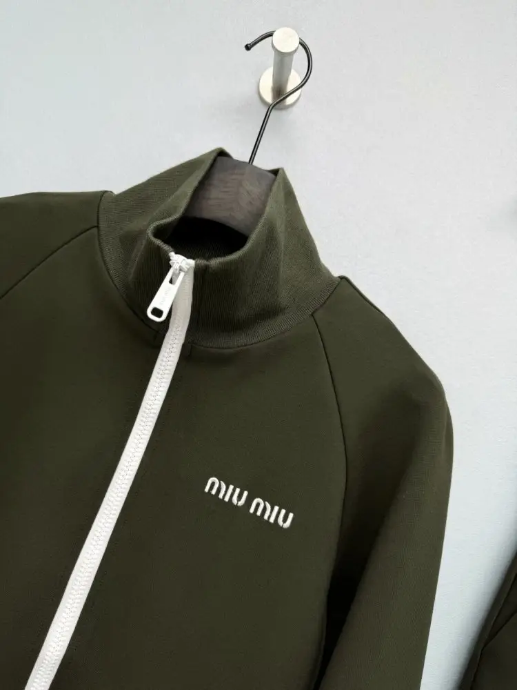Miu Miu Костюм жіночий — Фото 4