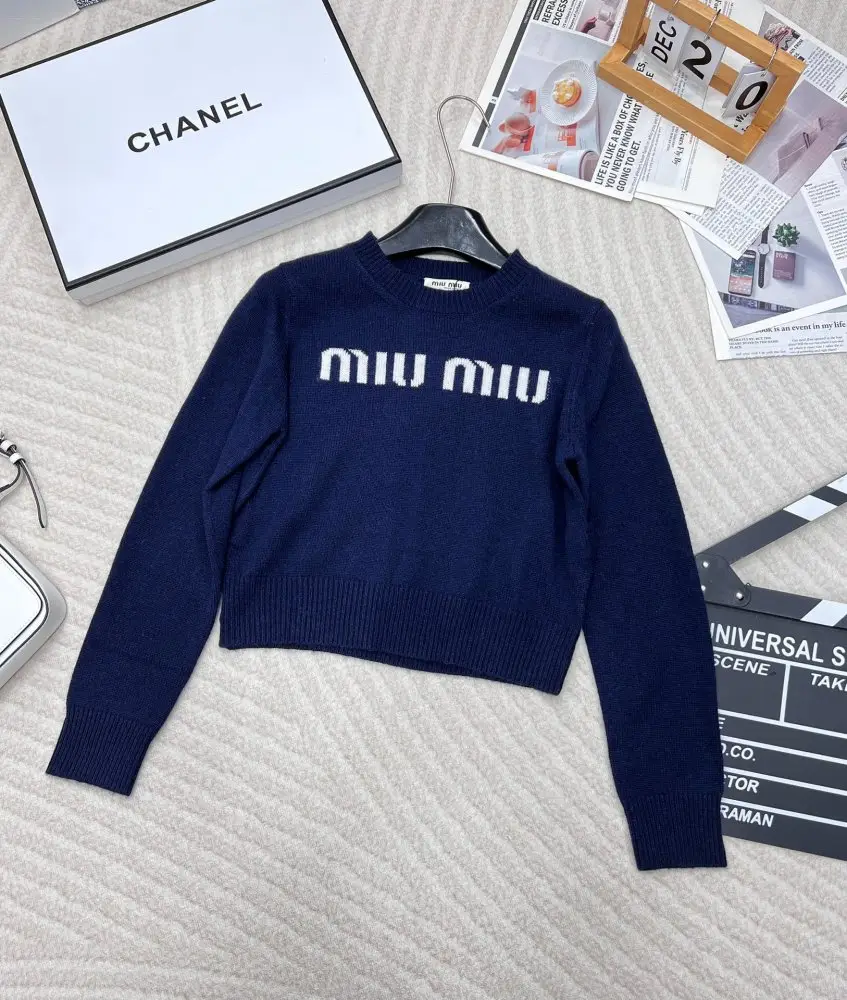 Miu Miu — В'язаний светр жіночий