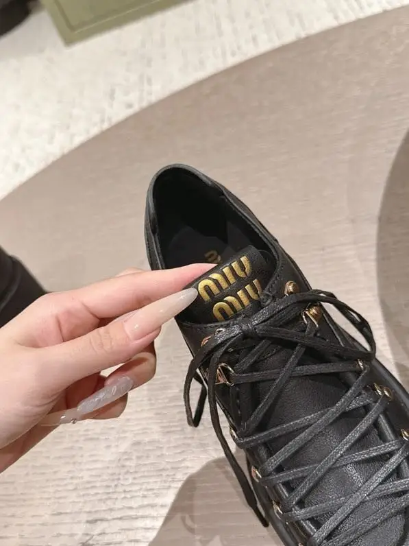 Miu Miu Лоферы на платформе со шнуровкой женские — Фото 3