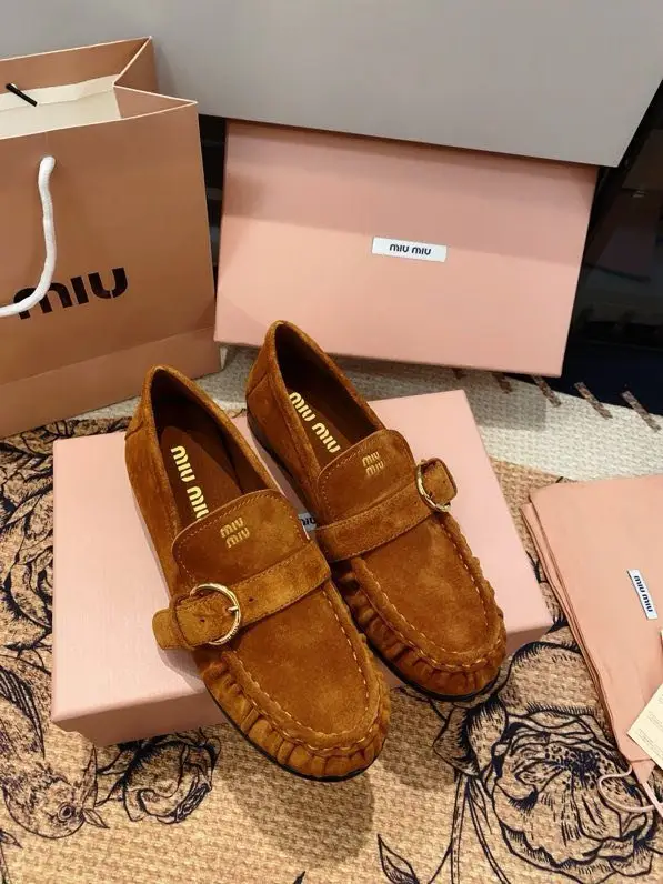 Miu Miu Лоферы women's — Photo 3