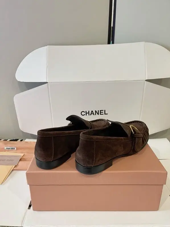 Miu Miu Лоферы женские — Фото 5