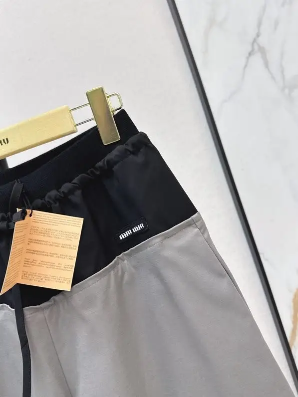 Miu Miu Pants women's — Photo 5