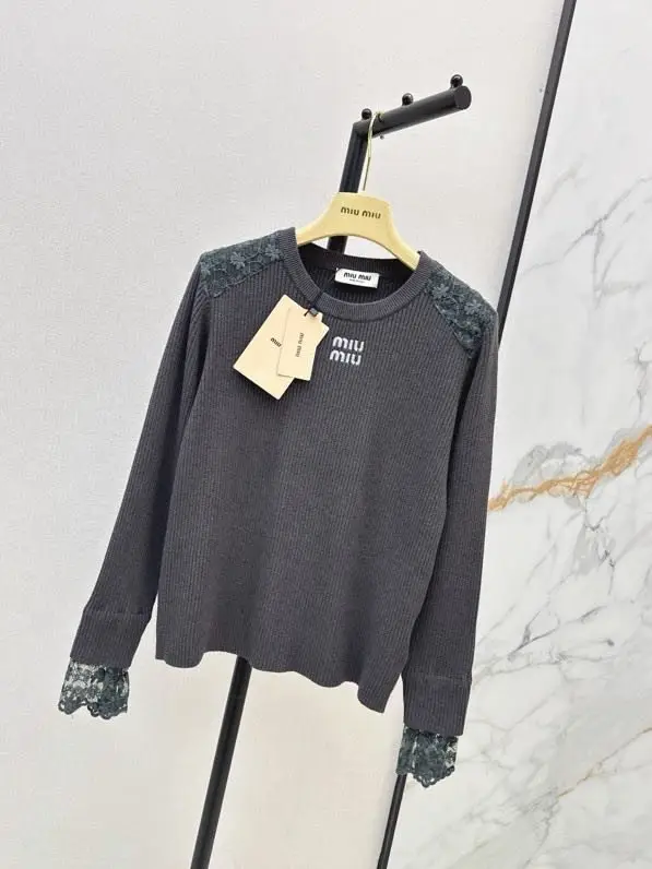 Miu Miu Pullover female — Photo 3