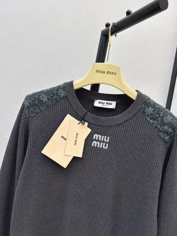 Miu Miu Pullover female — Photo 4