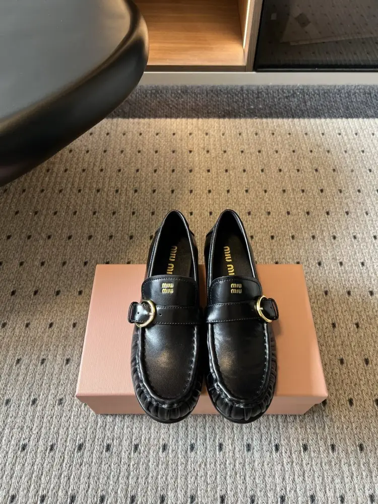 Miu Miu — Туфли женские