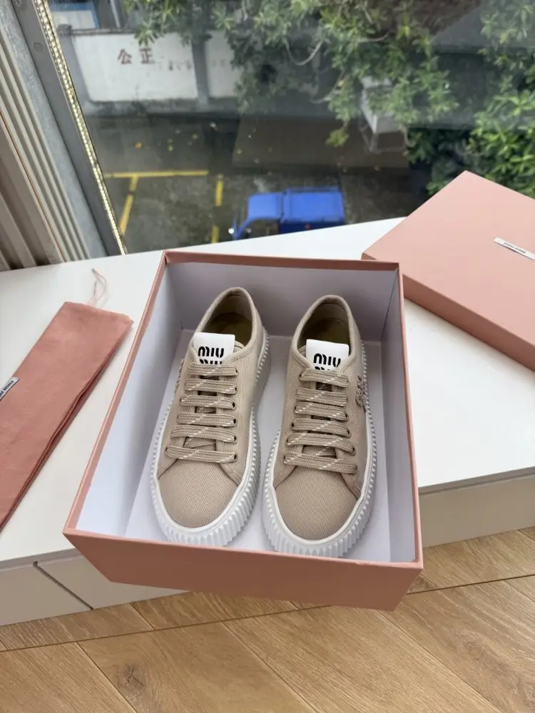Miu Miu Shoes women's — Photo 2