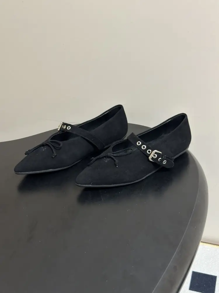 Miu Miu Туфлі жіночі — Фото 3