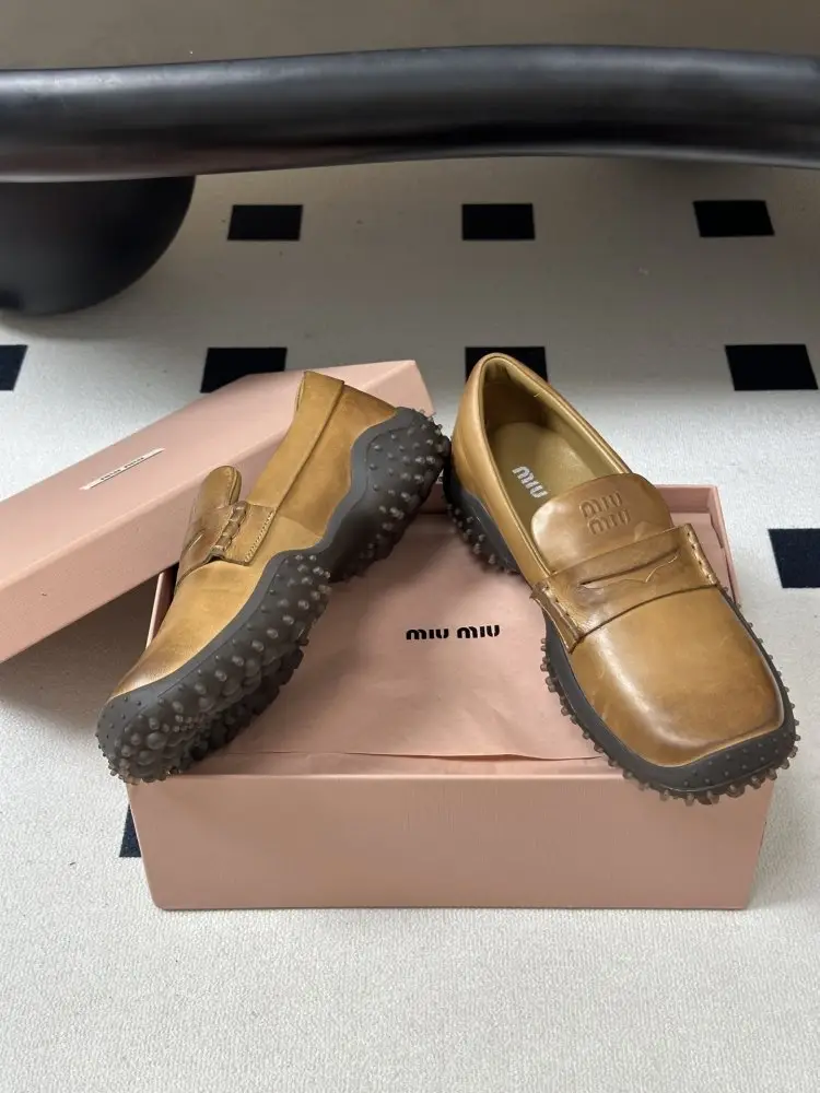 Miu Miu Shoes women's — Photo 4