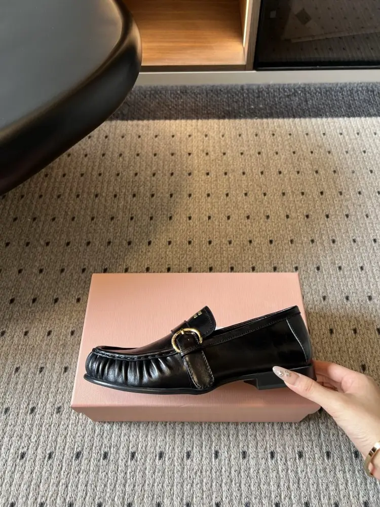 Miu Miu Shoes women's — Photo 5