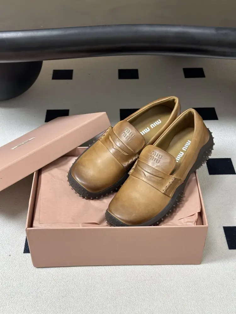 Miu Miu Shoes women's — Photo 5