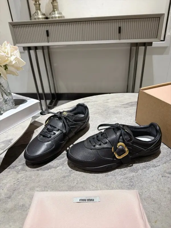 Miu Miu — Кросівки жіночі