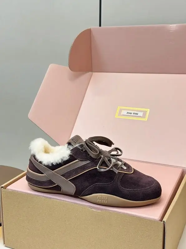 Miu Miu Кроссовки женские — Фото 2