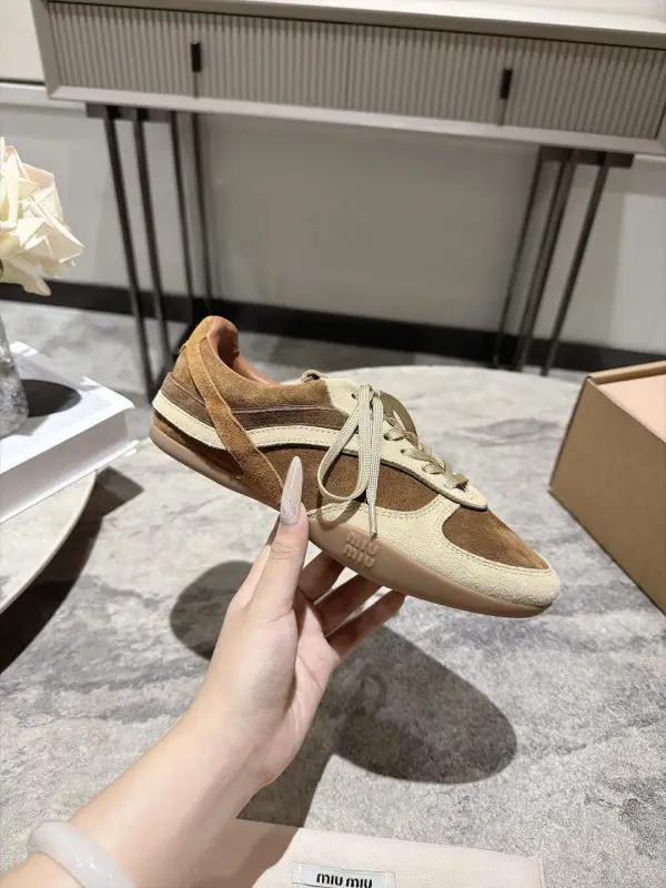 Miu Miu Sneakers women's — Photo 2