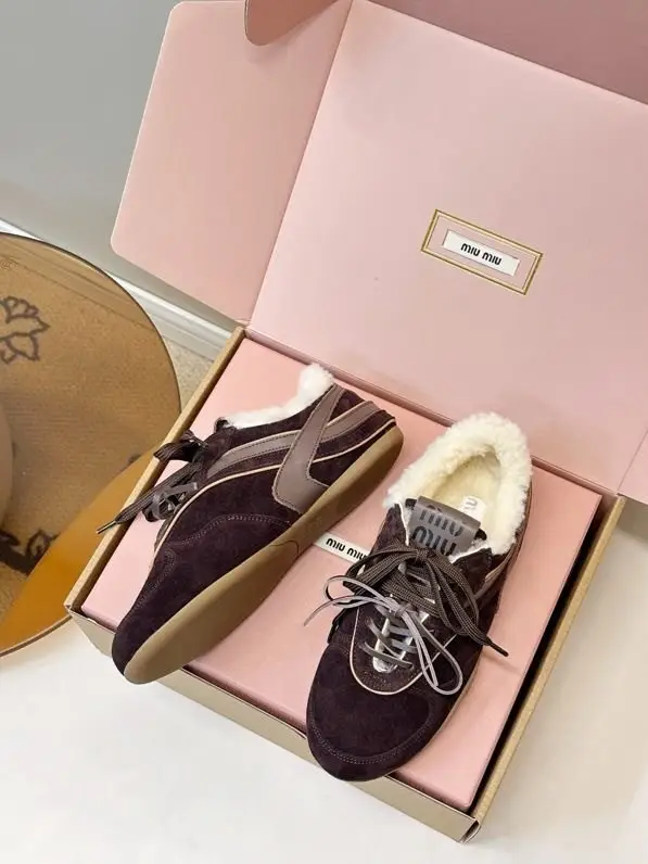 Miu Miu Кроссовки женские — Фото 4