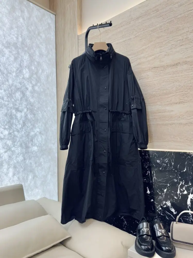 Moncler — Длинный тренч с пуховой подкладкой