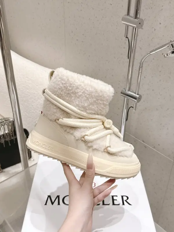 Moncler Boots women's — Photo 5