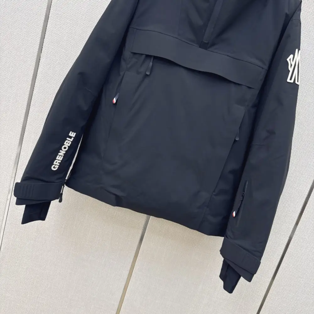 Moncler Класична пухова гірськолижна куртка з капюшоном — Фото 4