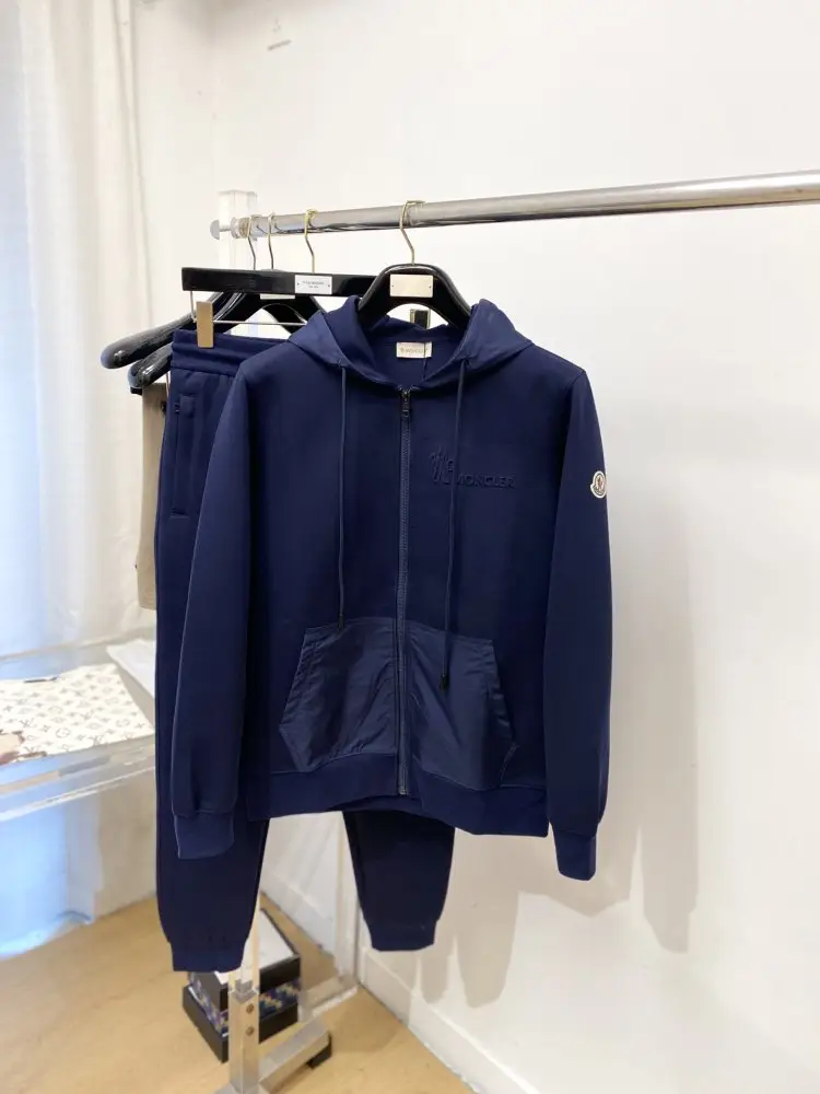 Moncler — Костюм чоловічий