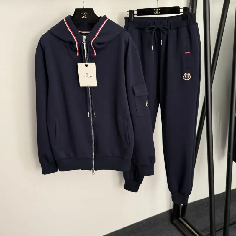 Moncler — Костюм спортивний жіночий