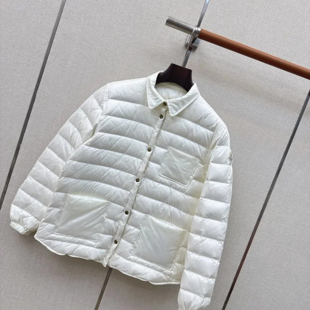 Moncler Пуховик женский — Фото 2