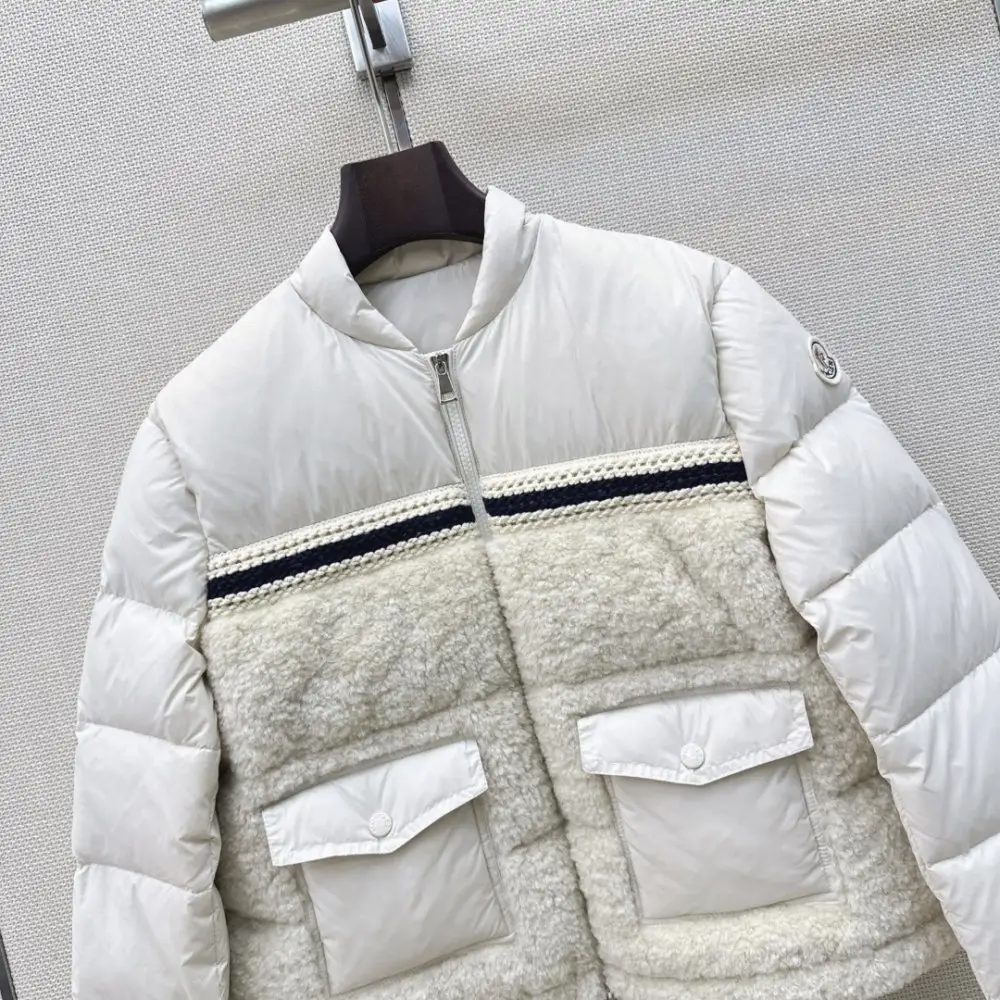 Moncler Пуховик женский — Фото 2