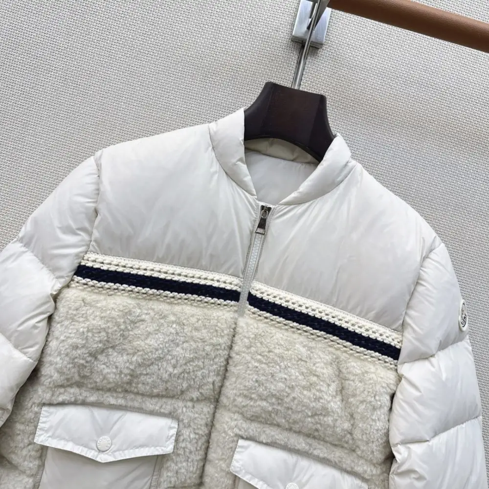 Moncler Пуховик женский — Фото 3