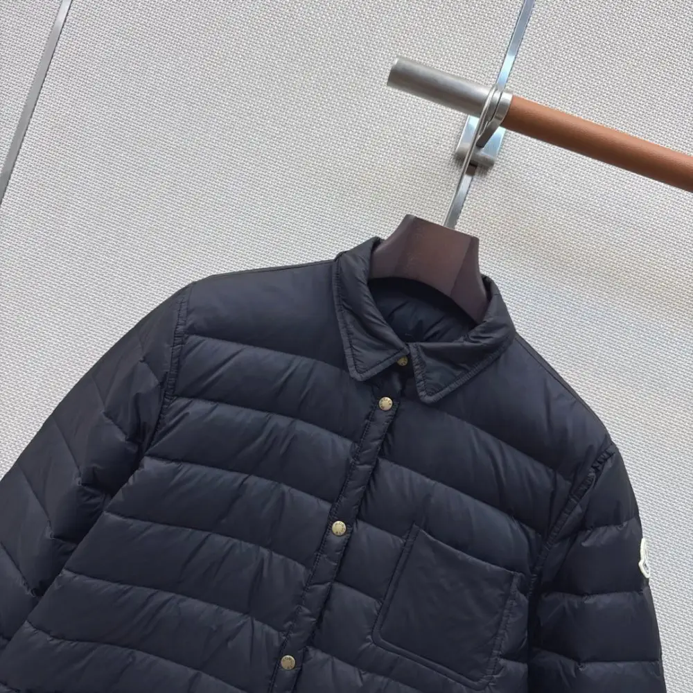 Moncler Пуховик жіночий — Фото 3
