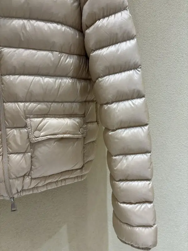 Moncler Пуховик жіночий — Фото 5