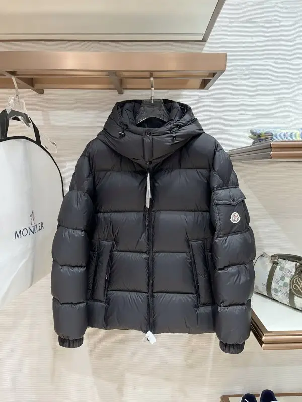 Moncler — Куртка пуховик чоловіча