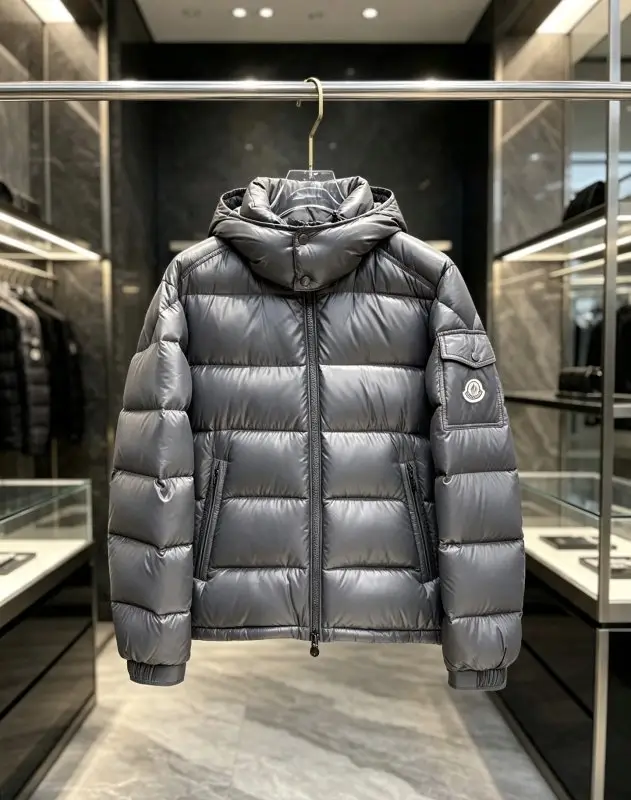 Moncler — Куртка пуховик чоловіча
