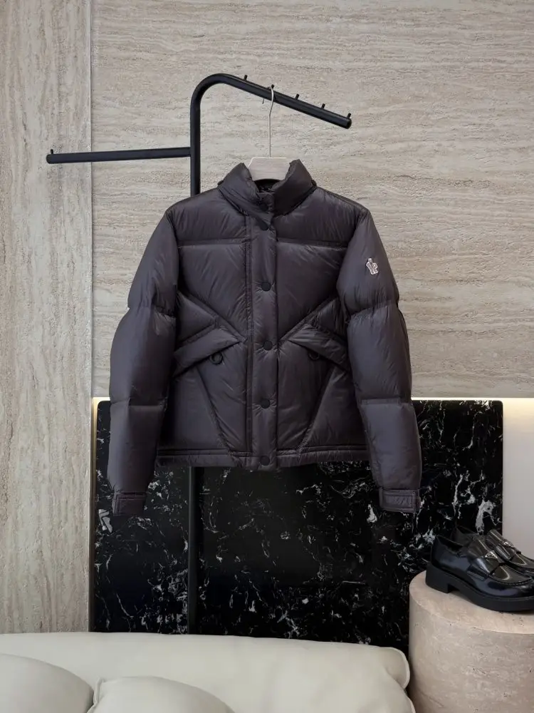 Moncler — Куртка пуховик женская