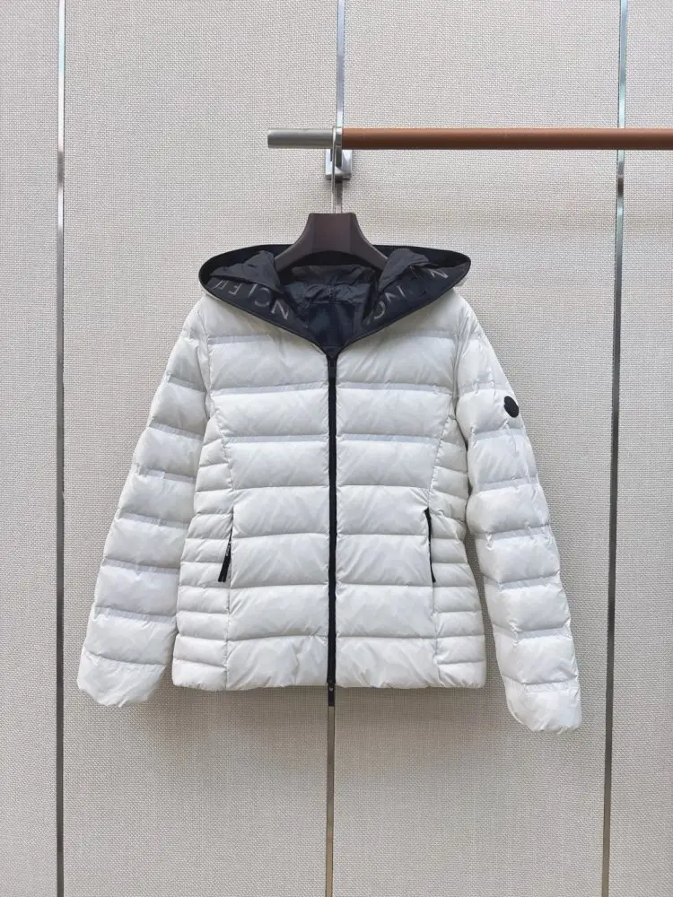 Moncler Куртка пуховик женская — Фото 1
